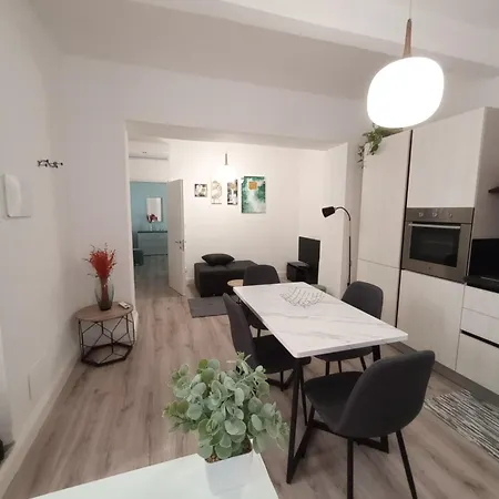 Lägenhet Irisapartment